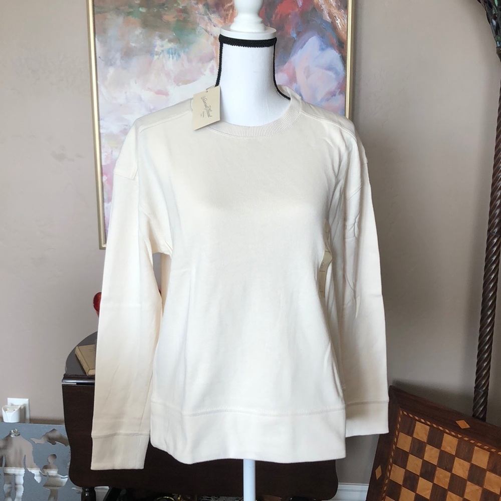 NWTs Universal Threads Sweatshirt Size Small